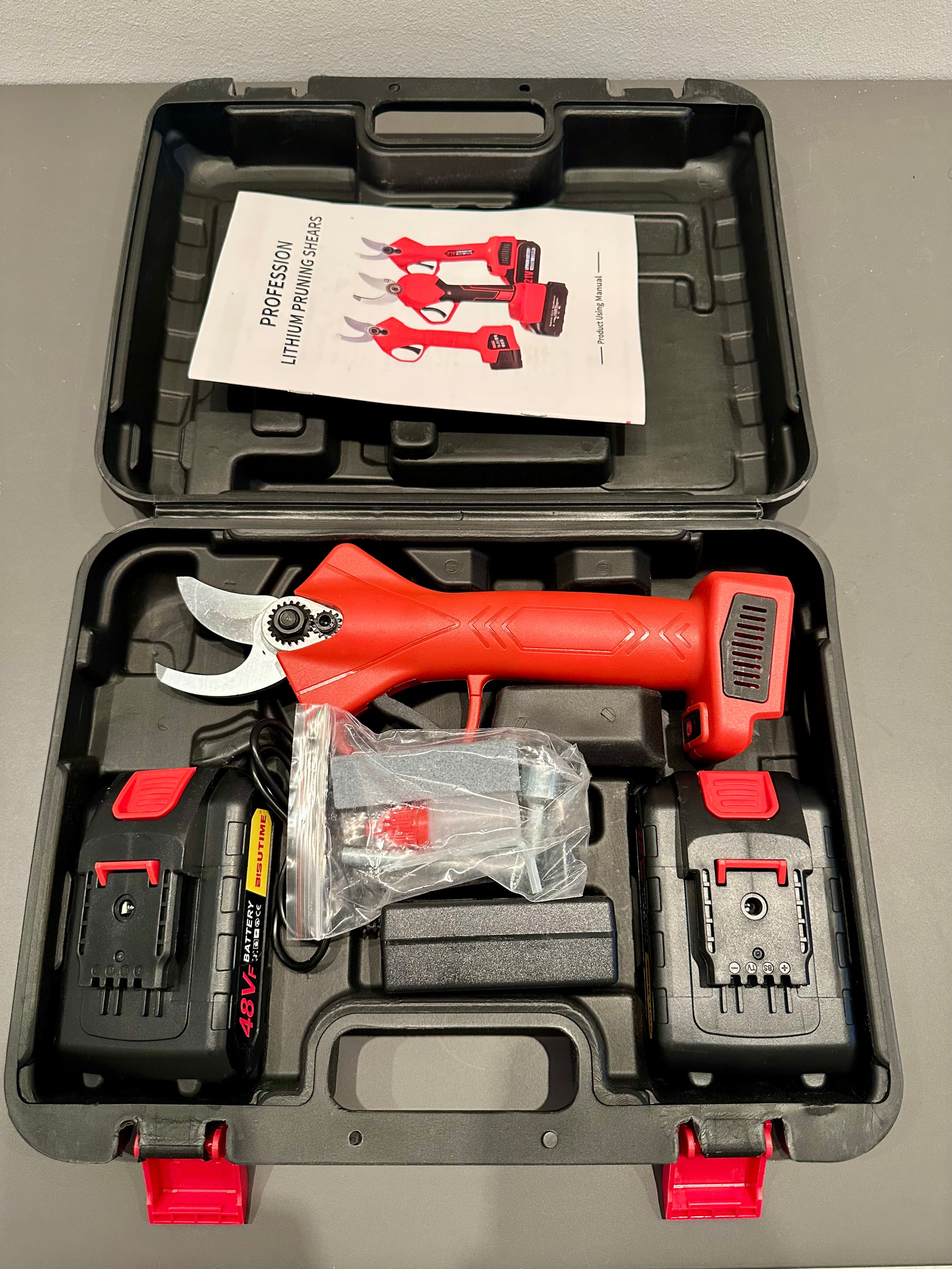 Foarfeca Electrica Pomi pentru Gradinarit 48V, 2 Baterii, 2 Lame din Otel Carbon, ideala pentru Vita de Vie si Crengi, Albastru