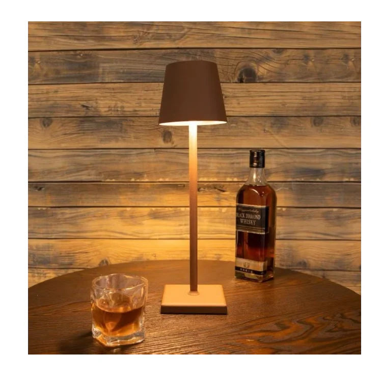 Lampa de masa, At Performance, led reincarcabila cu 3 temperaturi de culoare cald/rece/neutru, 38 cm x10 cm, culoare Auriu / Alb