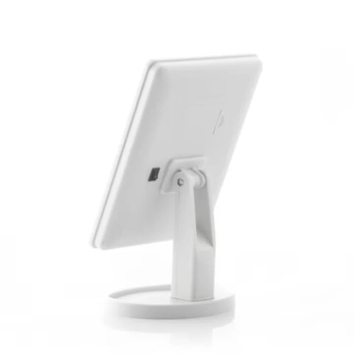Oglinda Cosmetica AT PERFORMANCE® cu Iluminare LED, include 22 de Led-uri Puternice, Functie pentru Reglarea Intensitatii luminii, Reglarea inclinarii Oglinzii pana la 180°, Alimentare pe baterii sau la Retea, Baza Stabila.